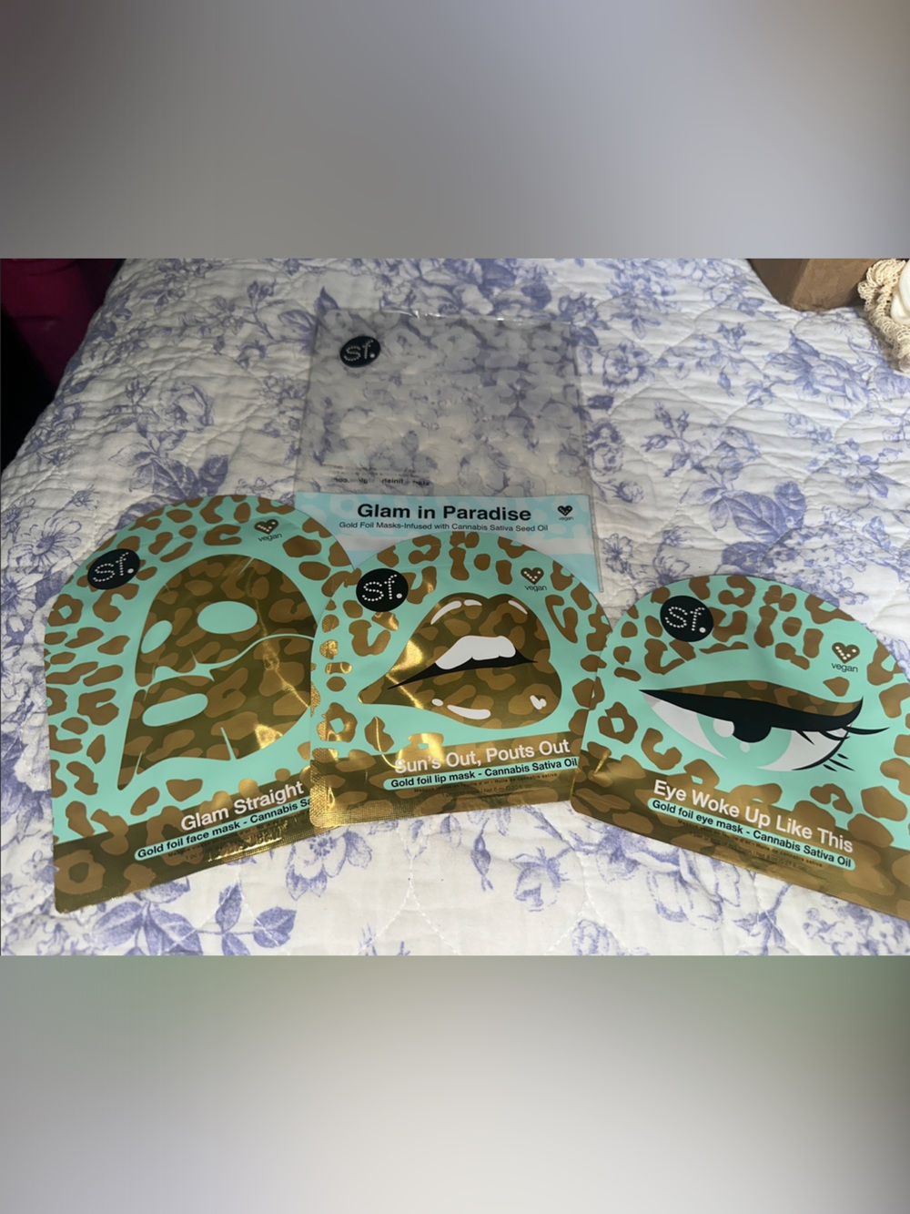 Glam in Paradise Face & Eye Mask Trio - Teal & Gold Leopard